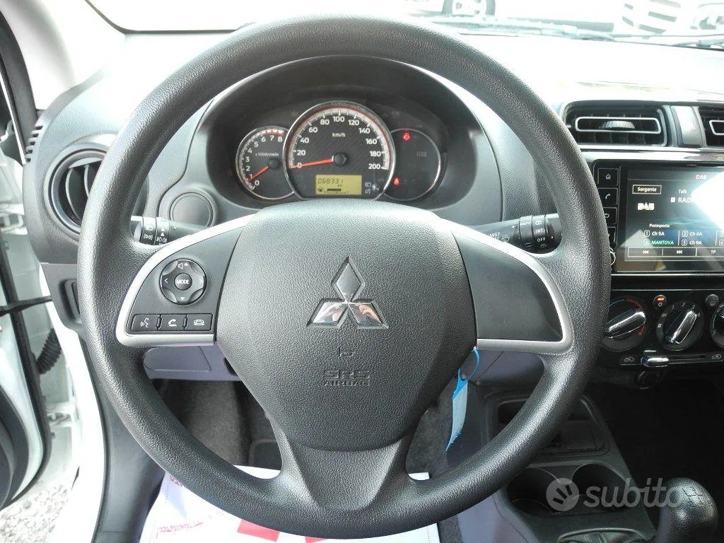 Mitsubishi Space Star 2022 photo 5