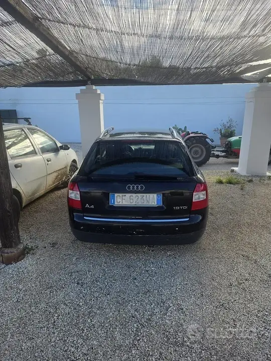 Audi A4 2003 photo 3