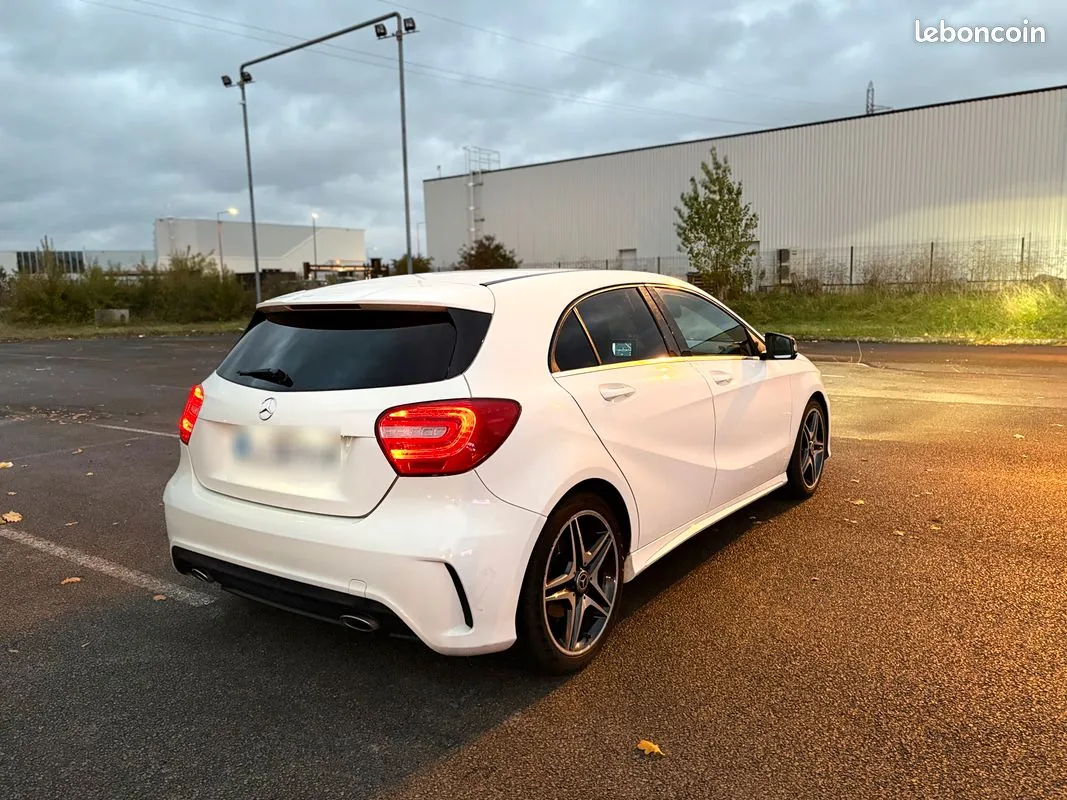 Mercedes-Benz A-Class 2013 photo 3