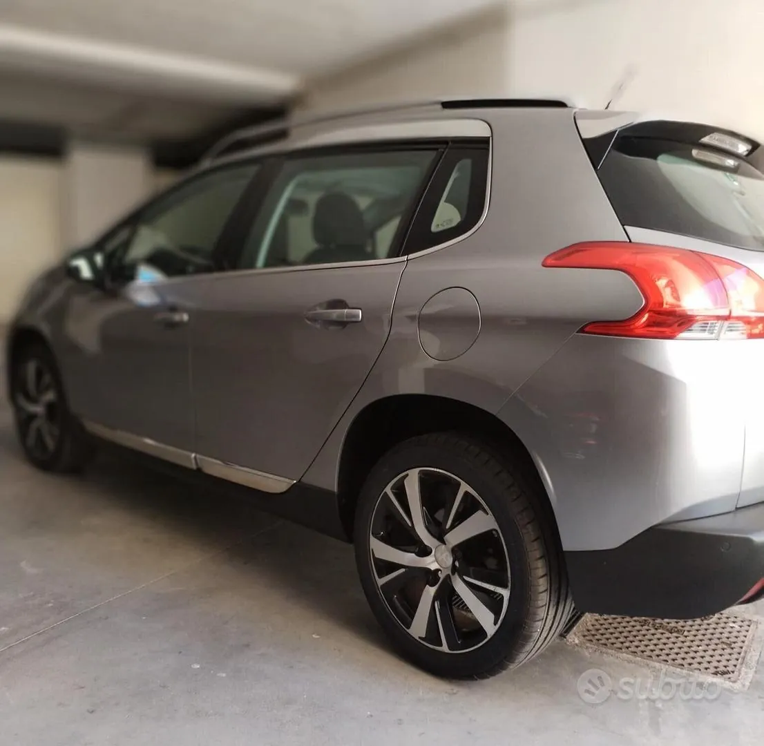 Peugeot 2008 2014 photo 2