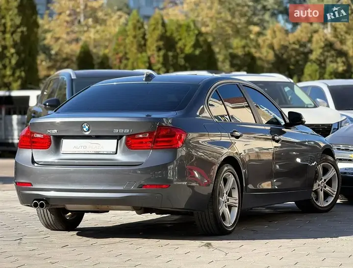 BMW 3 Series 2014 photo 5