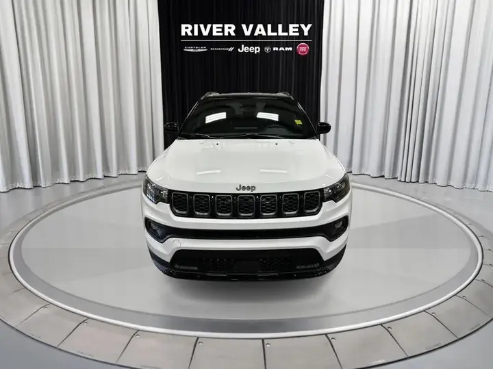 Jeep Compass 2024 photo 2