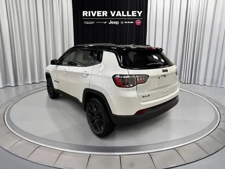 Jeep Compass 2024 photo 5