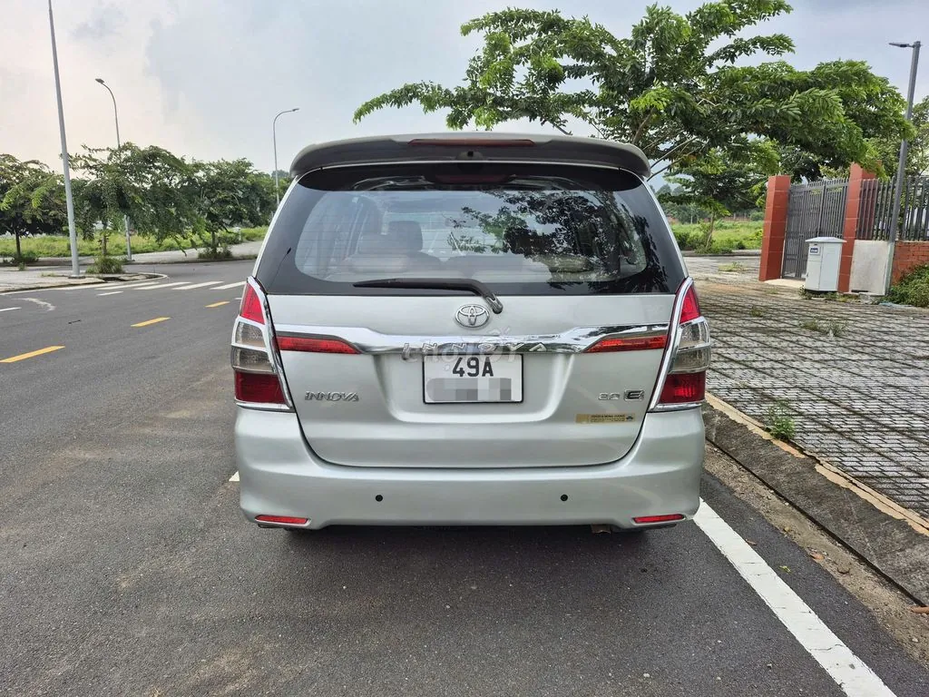 Toyota Innova 2014 photo 4