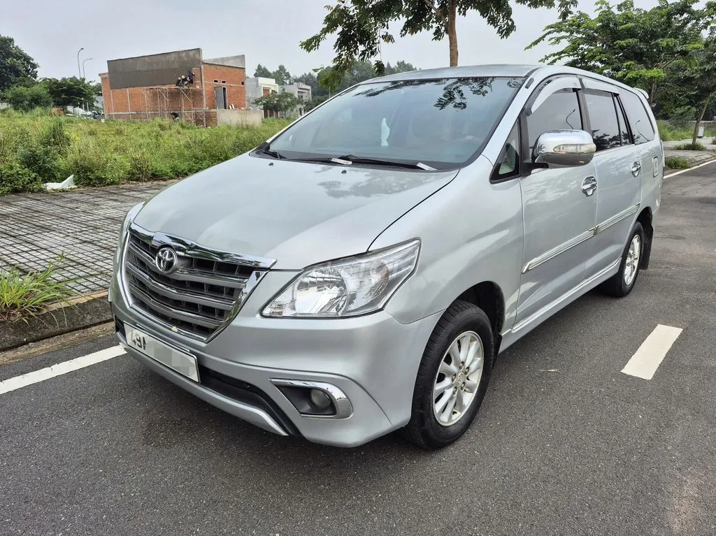 Toyota Innova 2014 photo 5
