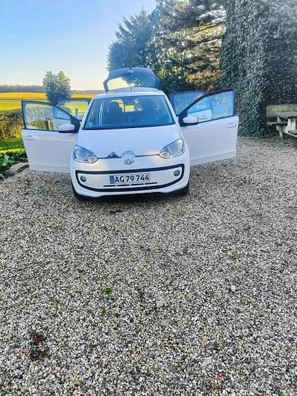 Volkswagen Up