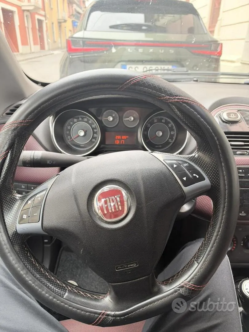 Fiat Punto Evo 2010 photo 4