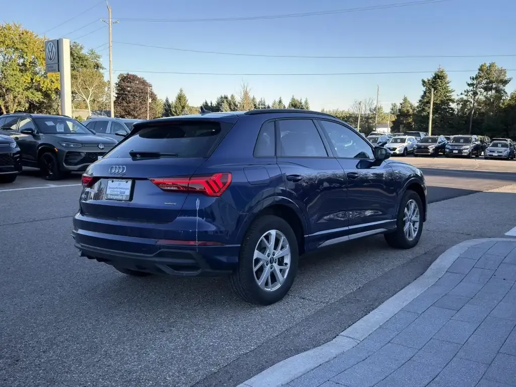 Audi Q3 2024 photo 3