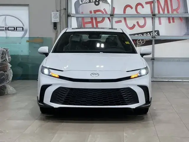 Toyota Camry 2026 photo 5