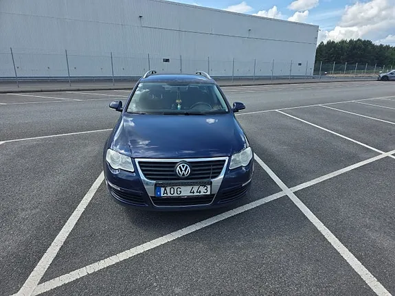 Volkswagen Passat 2009 photo 4