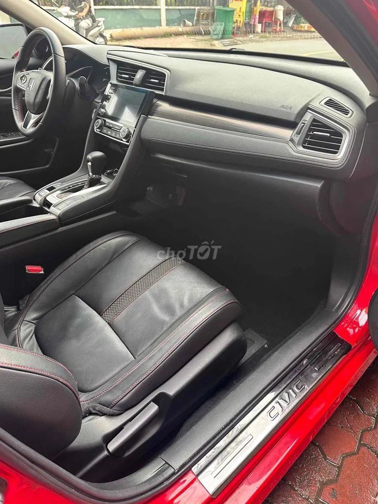 Honda Civic 2019 photo 5
