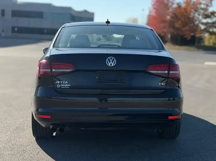 Volkswagen Jetta 2016 photo 4