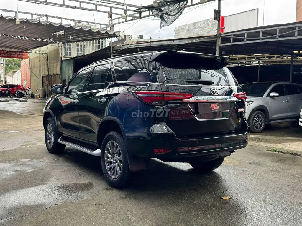 Toyota Fortuner 2022 photo 5