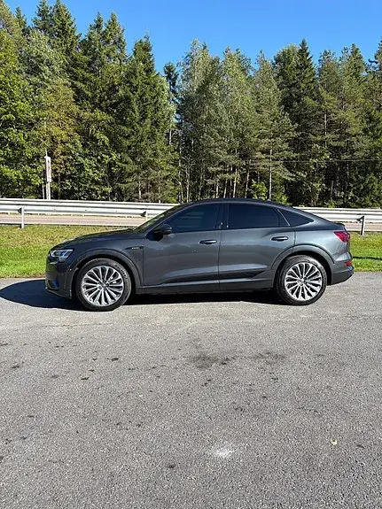 Audi E-Tron