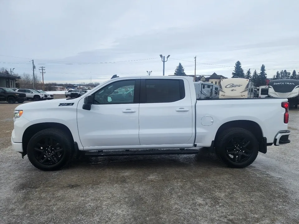 Chevrolet Silverado 1500 2024 photo 3
