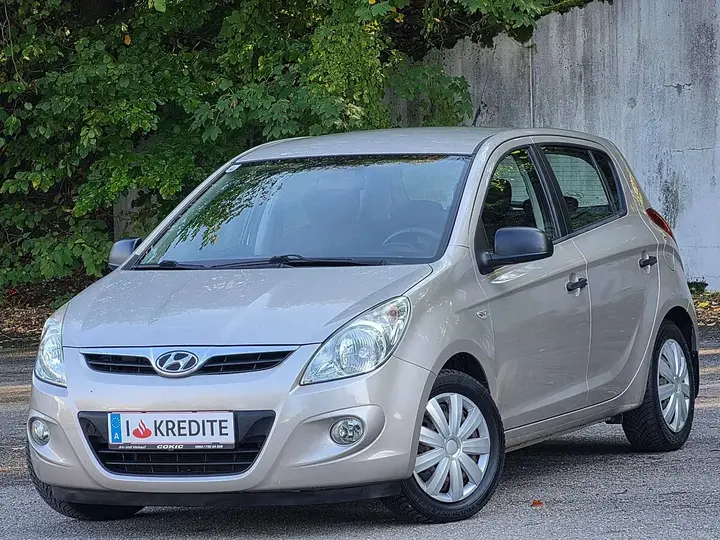 Hyundai I20