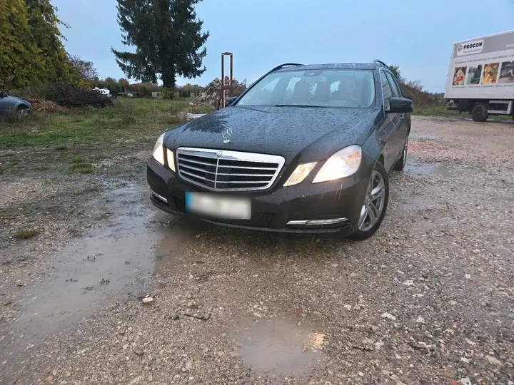 Mercedes-Benz E 220 Cdi