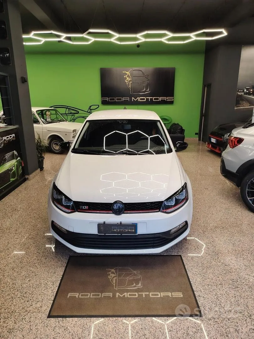 Volkswagen Polo 2017 photo 2