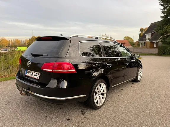Volkswagen Passat 2011 photo 5