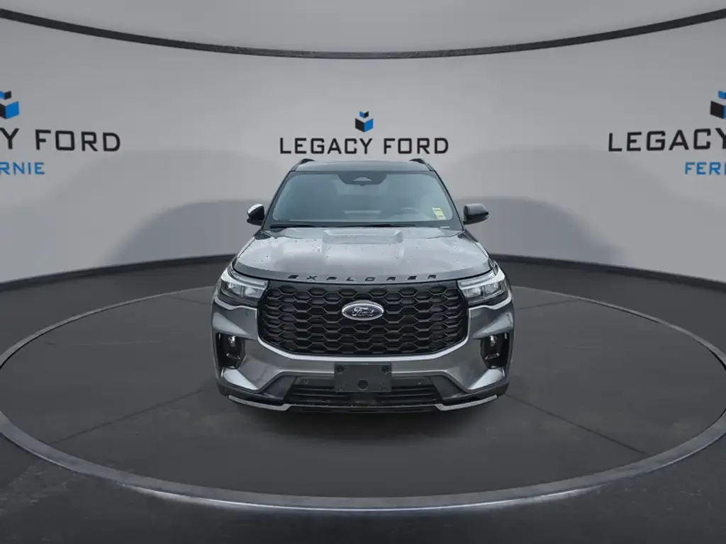 Ford Explorer 2026 photo 4