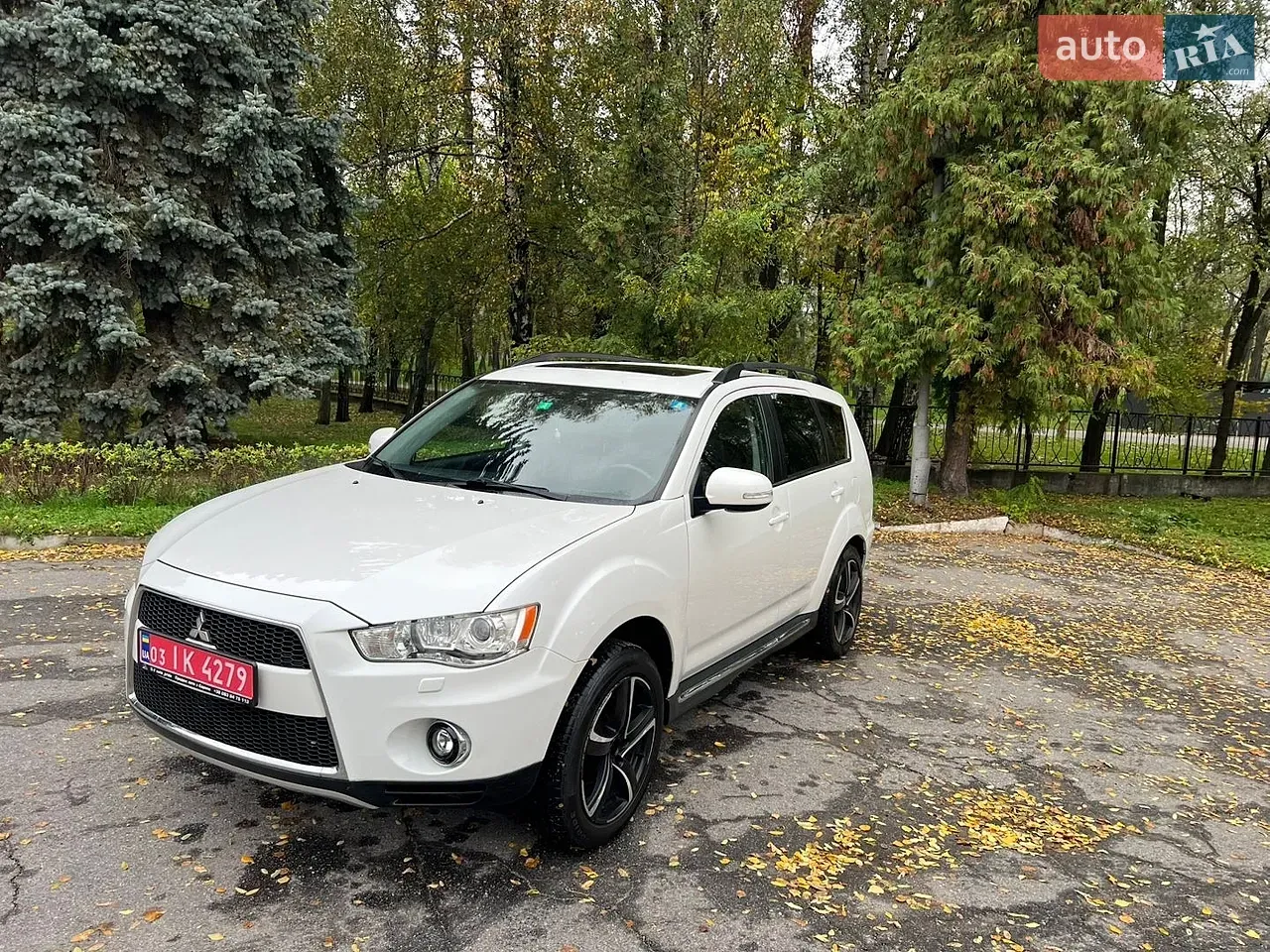 Mitsubishi Outlander Xl 2011 photo 3