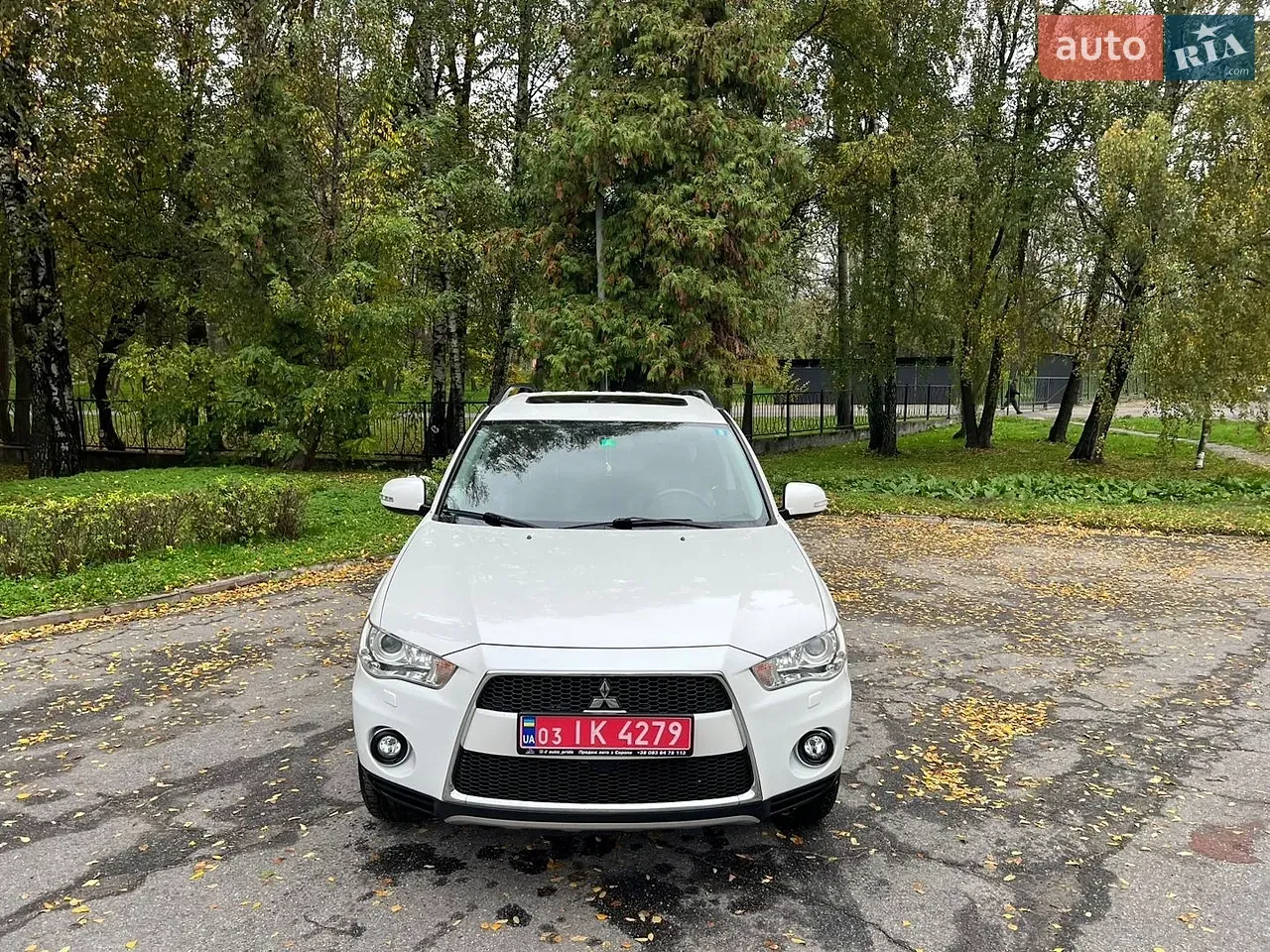 Mitsubishi Outlander Xl 2011 photo 2