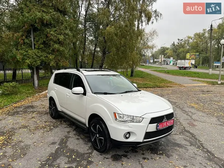 Mitsubishi Outlander Xl