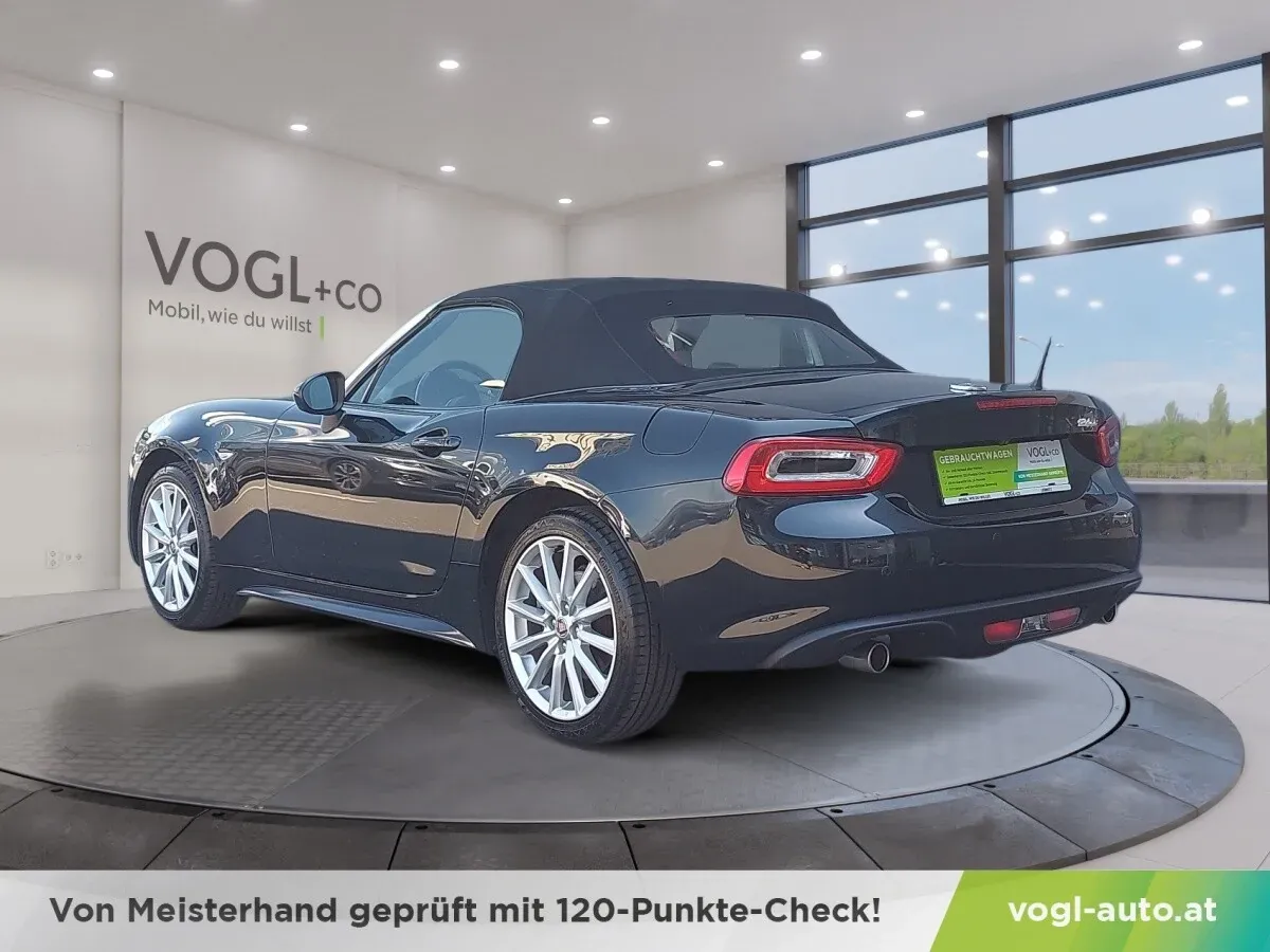 Fiat 124 Spider 2016 photo 3