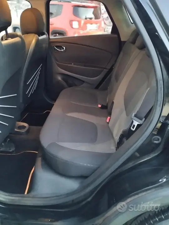 Renault Captur 2013 photo 2