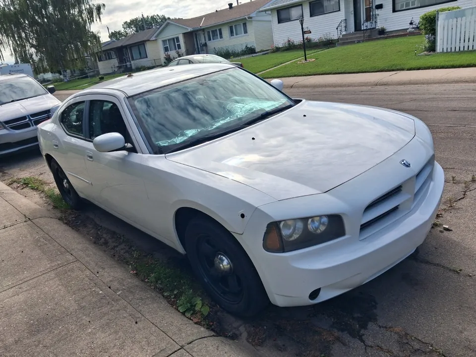 Dodge Charger 2010 photo 2