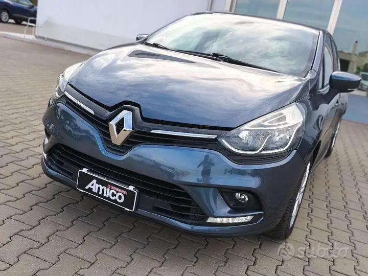 Renault Clio 2017 photo 2