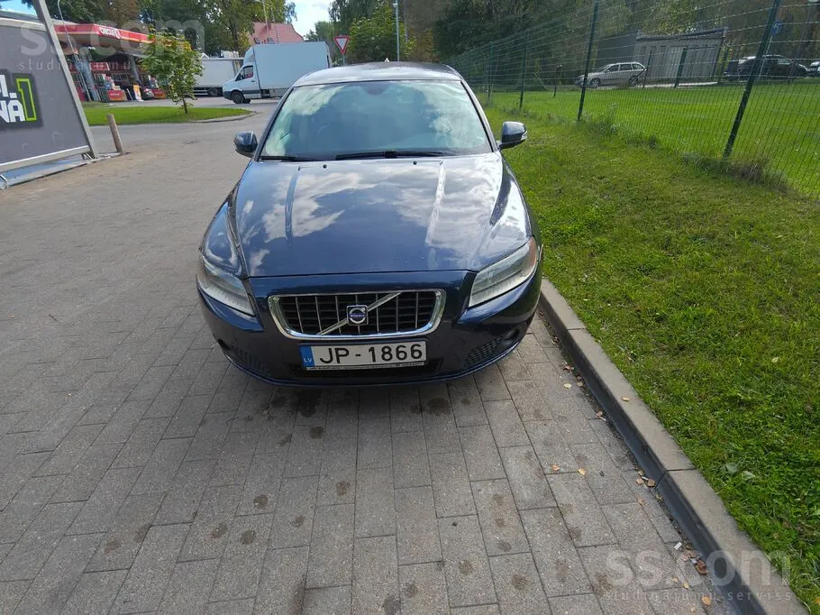 Volvo V70