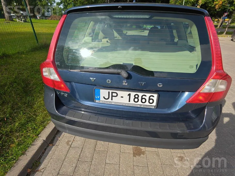 Volvo V70 2009 photo 4