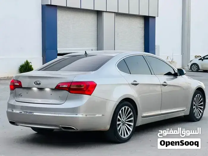 Kia Cadenza 2012 photo 4