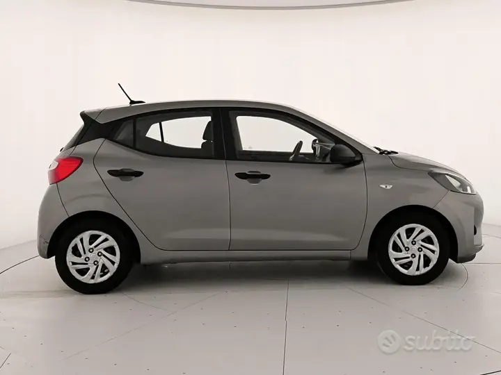 Hyundai I10 2022 photo 3