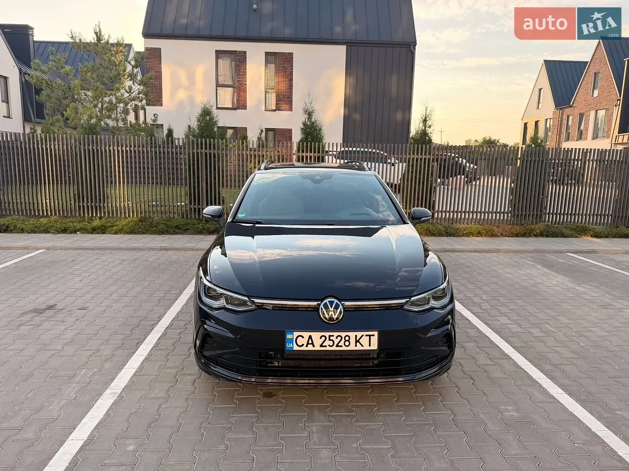 Volkswagen Golf 2021 photo 2