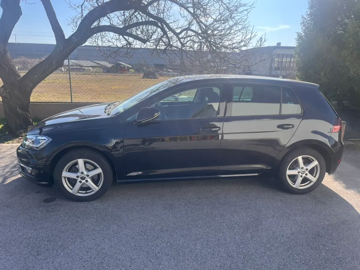 Volkswagen Golf 2018 photo 3
