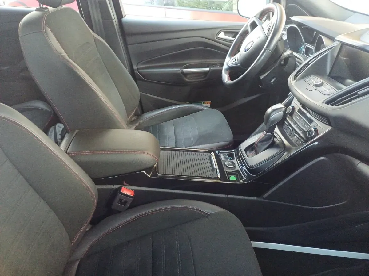 Ford Kuga 2018 photo 3