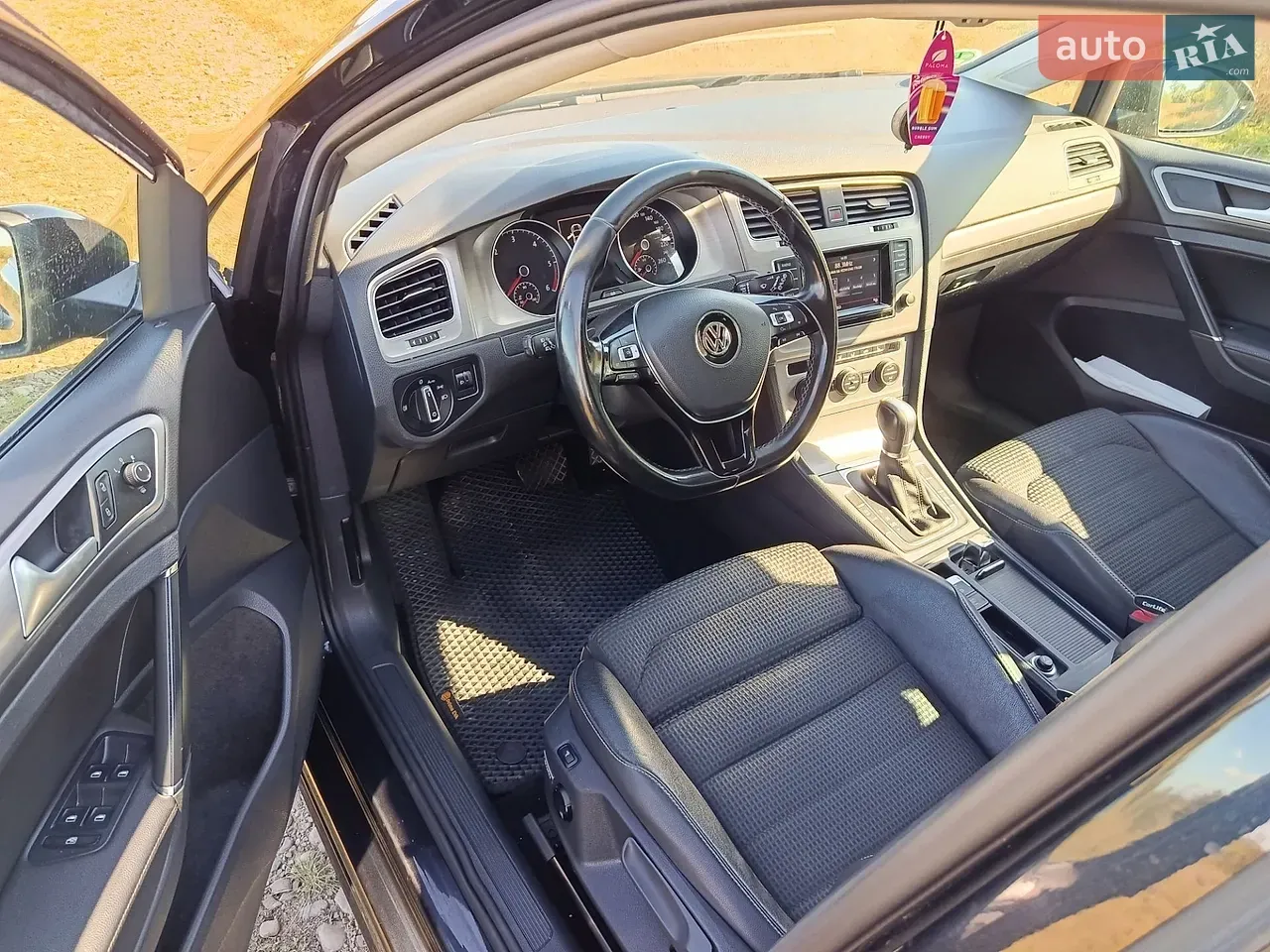 Volkswagen Golf 2015 photo 4