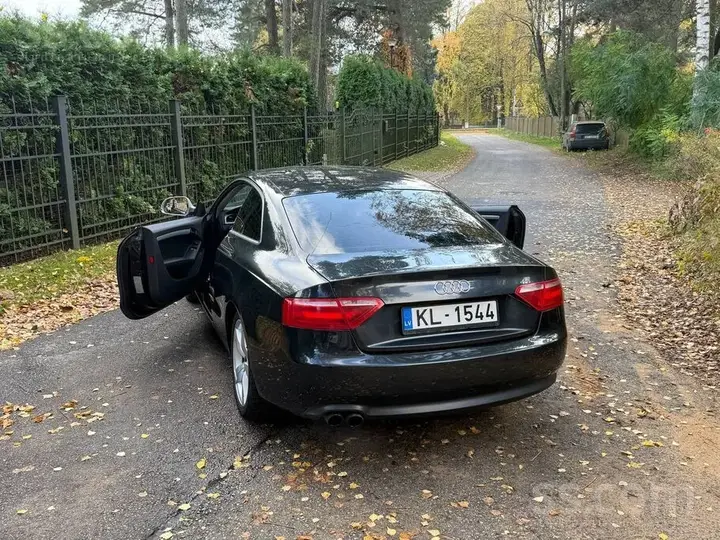 Audi A5 2008 photo 5