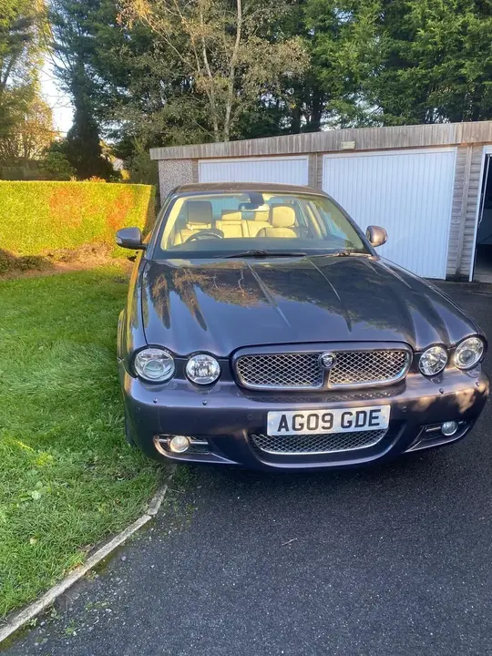 Jaguar Xj