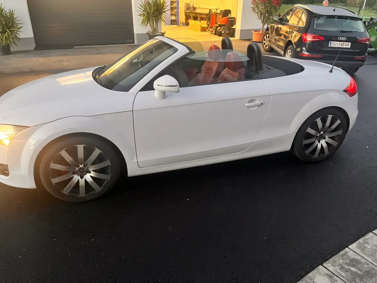 Audi Tt 2008 photo 2