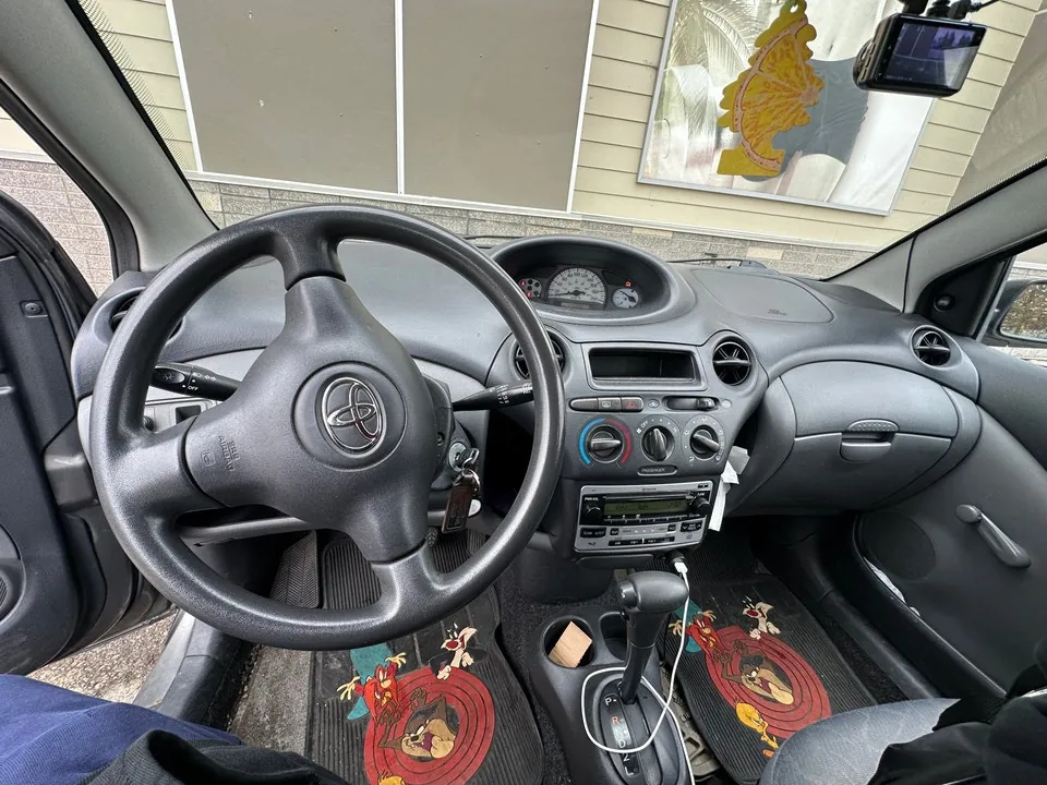 Toyota Echo 2005 photo 4