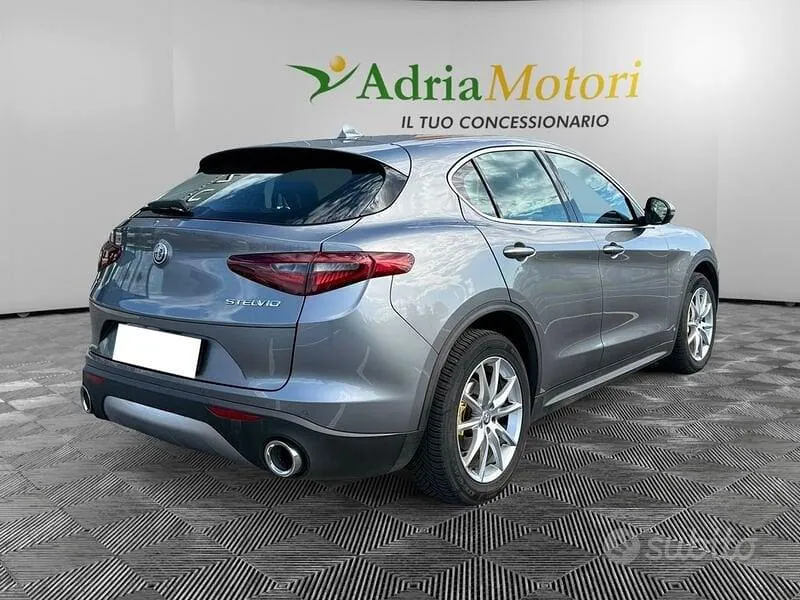 Alfa Romeo Stelvio 2018 photo 5