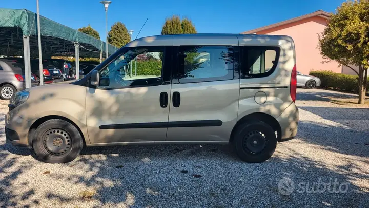 Fiat Doblo 2015 photo 2