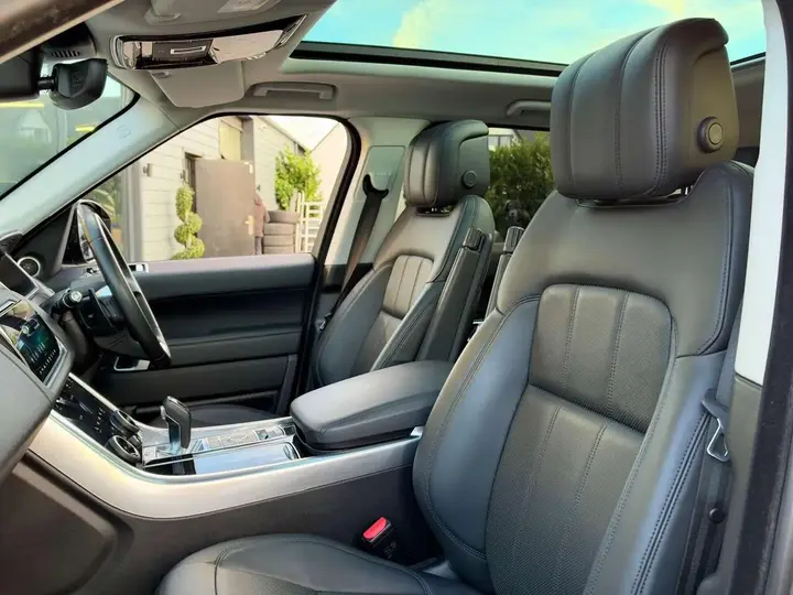 Land Rover Range Rover Sport 2020 photo 2