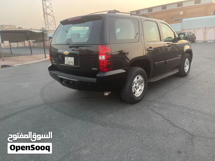 Chevrolet Tahoe 2012 photo 3