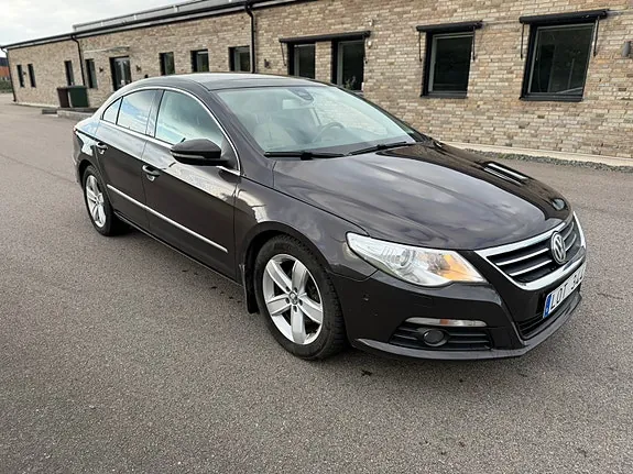 Volkswagen Passat Cc 2011 photo 2