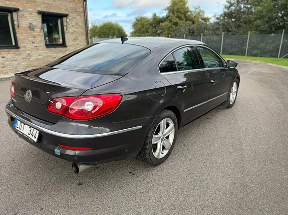 Volkswagen Passat Cc 2011 photo 4