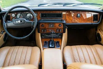 Jaguar Xj12 Sovereign 1986 photo 2